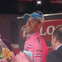 Nibali si veste di rosa nella crono di Dowsett!