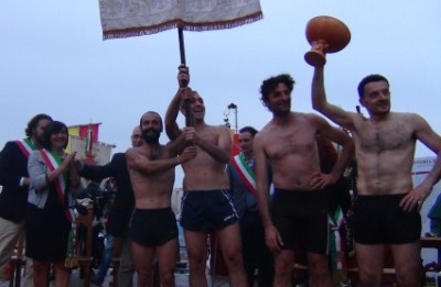 Innocenti vince il Palio della Vittoria 2013