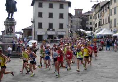 La partenza del Trofeo Fratres Città di Anghiari 2015, sportapp