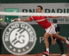 Roland Garros – Berrettini cede a Djokovic in quattro set